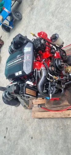 Motor de Centro Rabeta Volvo Penta V6 2011 revisado