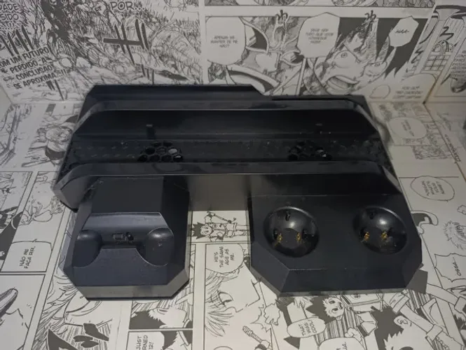 Base de Carregamento Vertical para PS4 (Suporte Duplo de Controles)