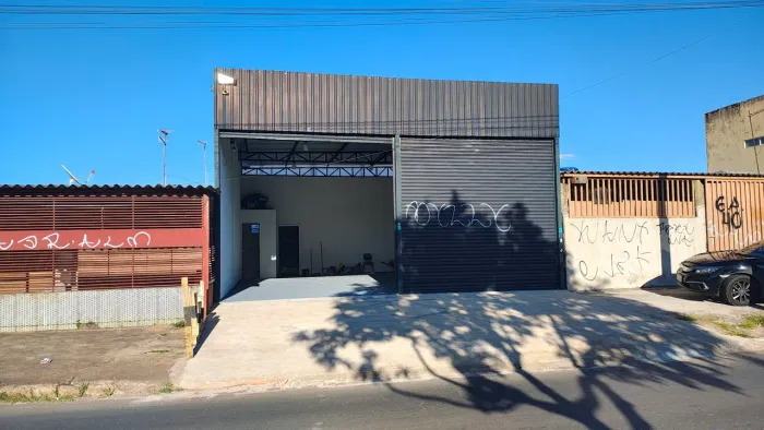 Galpão 105m² na Via Leste - QNN 06 Ceilândia Sul (Pé Direito 6m)