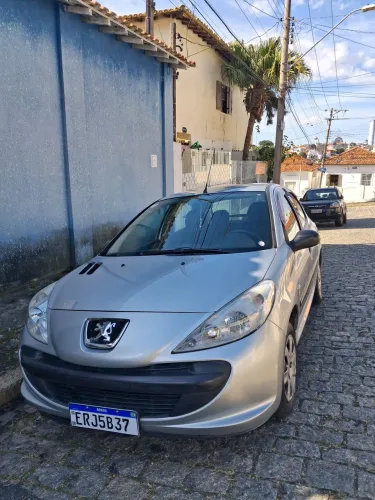 Peugeot 207 X-line 1.4 Flex 8V 5P 2011