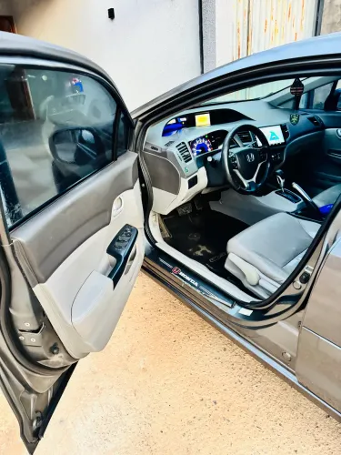 Honda Civic Sedan LXR 2.0 Flexone 16V Aut. 4P 2014