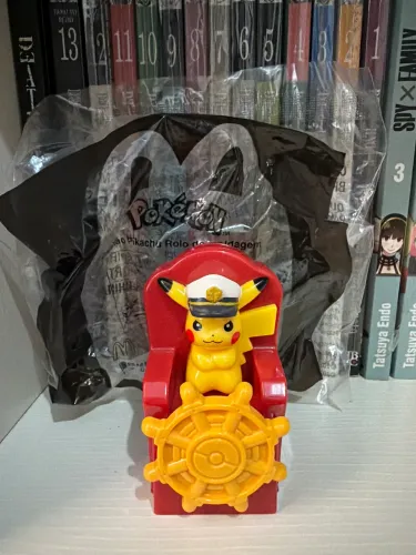 Pokémon - Boneco Pikachu