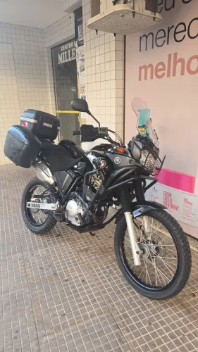 Vendo tenere 250