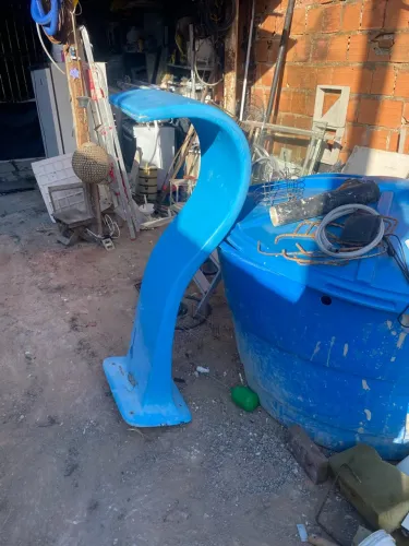 Vendo cascata para piscina