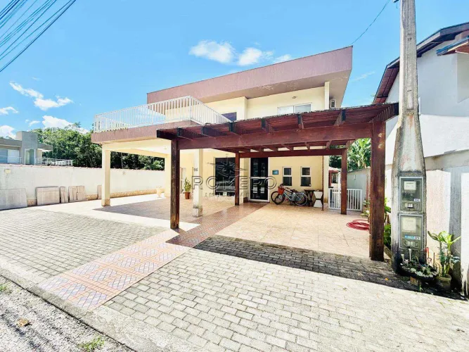 Casa de Condomínio com 4 quartos, Praia da Lagoinha, Ubatuba - R$ 1.6 mi, Cod: 2902