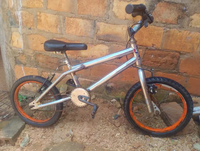Vende-se bicicleta