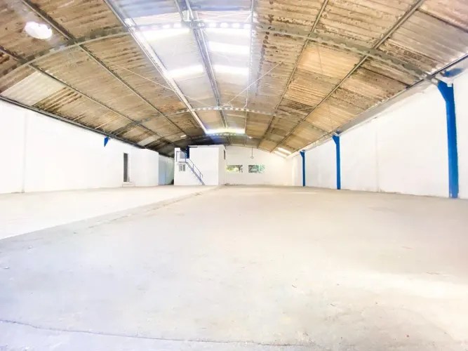Aluguel Galpão com 450 m² na Imbiribeira