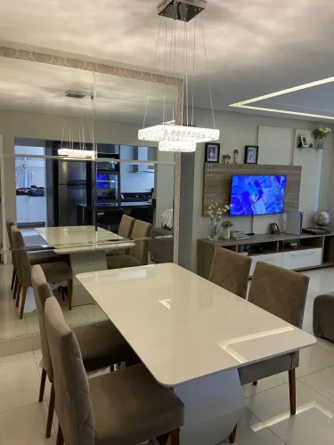 Condomínio Horizontes do Japi, apartamento com 3 dormitórios sendo 1 suite.