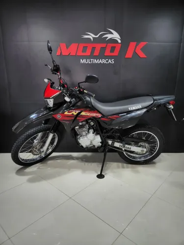 Linda Xtz Lander apenas 48 mil km