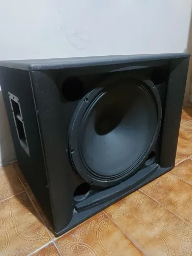 01 Sub de 18 polegadas