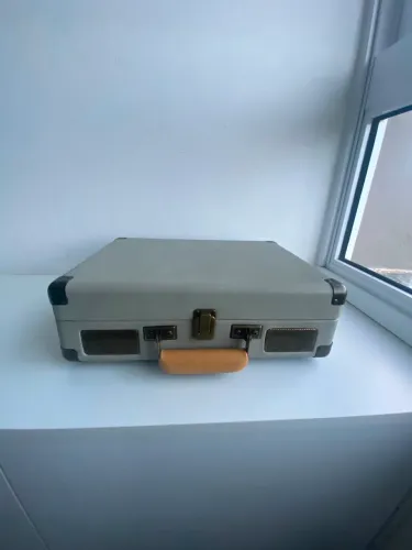 Toca-discos Crosley RC8005-DP