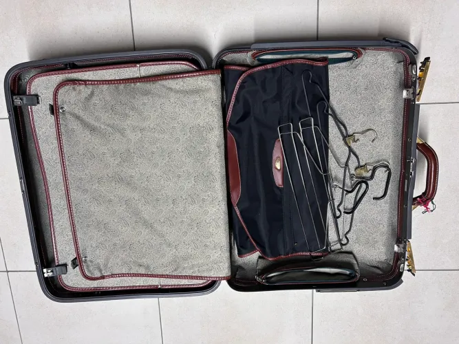 Mala - Samsonite - plástico duro