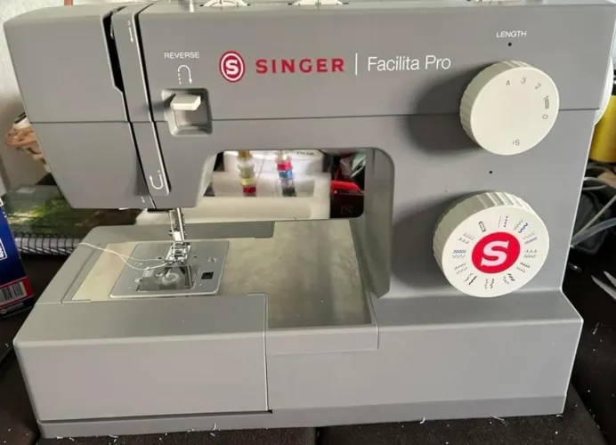 Máquina Singer Pro