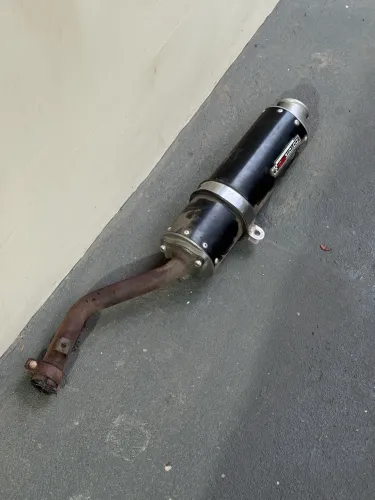 escape esportivo Coyote RS3 oval 