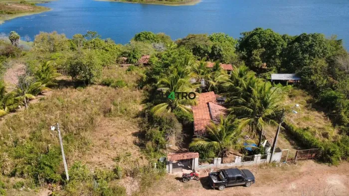 TERRENO À BEIRA DO AÇUDE DO MAMOEIRO ACARAPE/CE