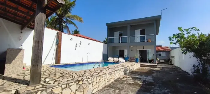 Casa no bairro Loty, em Itanhaém, litoral sul de São Paulo