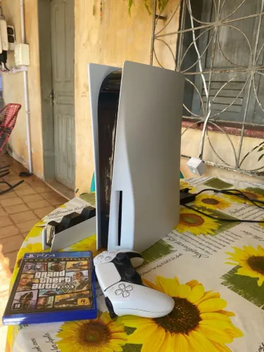 PLAYSTATION 5