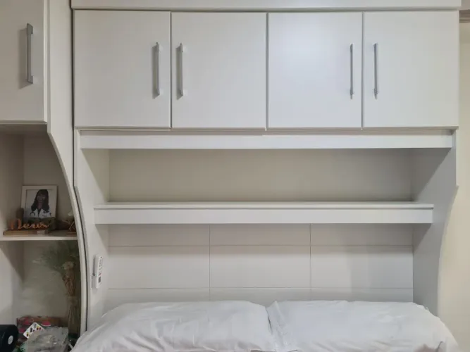 Roupeiro Modulado com Cabeceira Dupla Branco