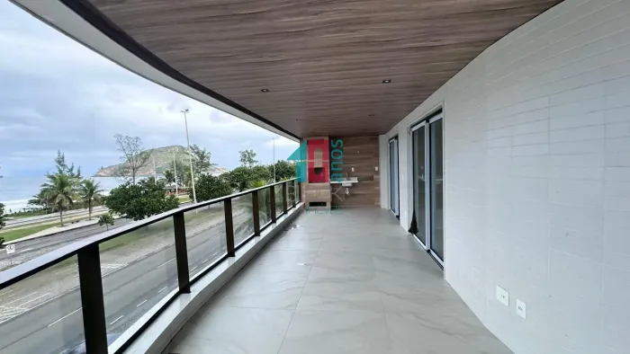 Recreio dos Bandeirantes | Apartamento 3 quartos, sendo 3 suites