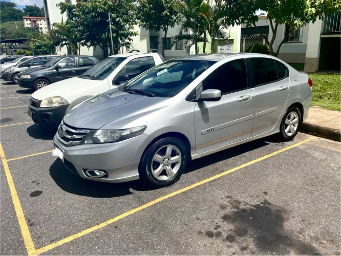 Honda City Sedan DX 1.5 Flex 16V Aut. 2011