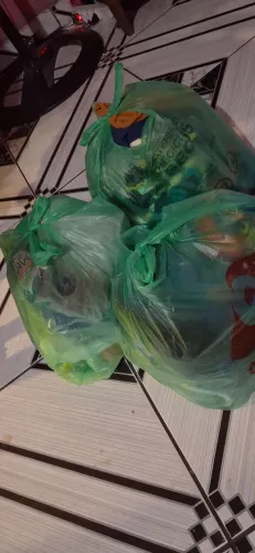 Vendo lote de roupas de menino 2,3,4 anos