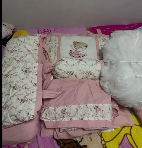Kit berço de bailarina nunca usado