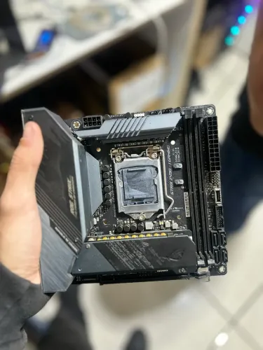 PLACA MÃE Z-490 ROG STRIX ITX