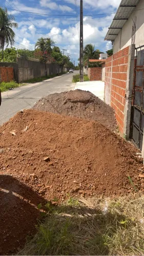 FORNEÇO CARRADAS DE ATERRO LIMPO