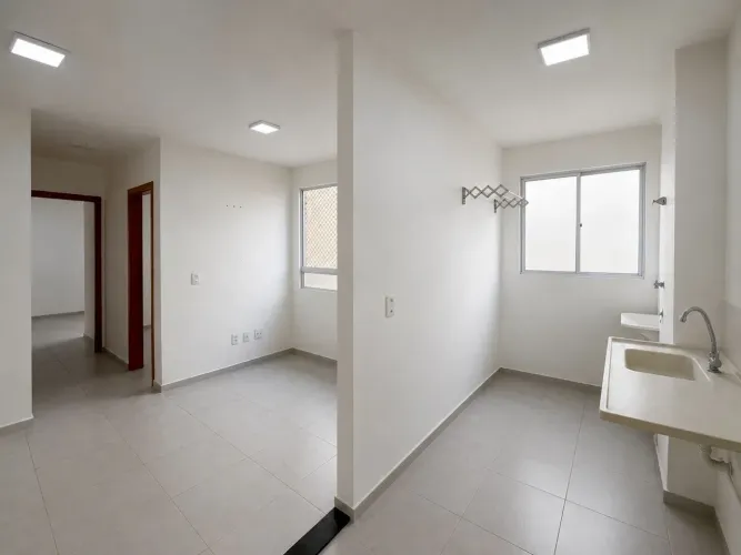 Apartamento Térreo com 2 quartos para alugar, 47 m² por R$ 890/mês - Jardim Lago Norte - L