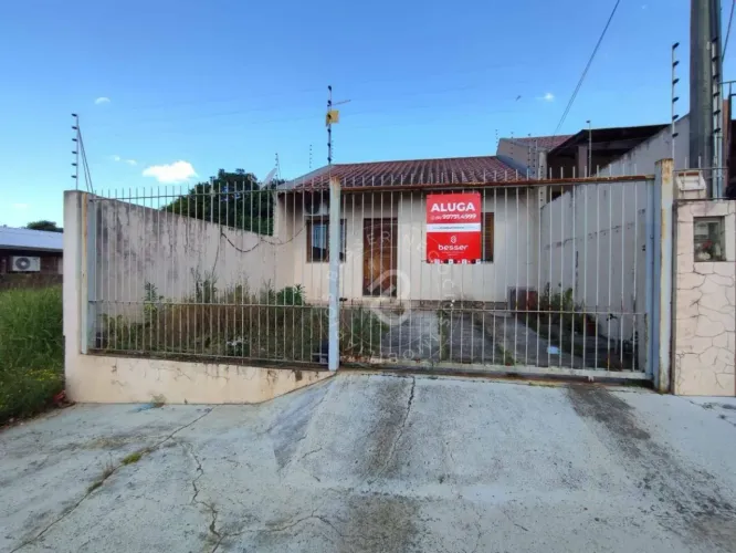 Casa com 2 dormitórios para alugar, 55 m² por R$ 2.350,00/mês - Lomba da Palmeira - Sapuca