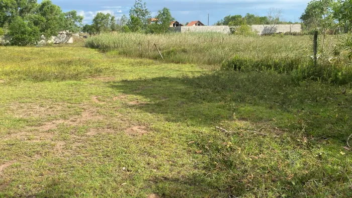Vendo terreno em Village do Sol de 12 X 25 m2