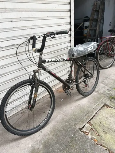 Bicicleta aro 26 Wendy - Com banco de Mobilete e Garupa ( Nova!)