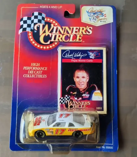 Miniatura Nascar Winners Circle 17 Darrel Waltrip