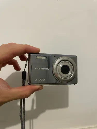 Câmera Olympus X-920