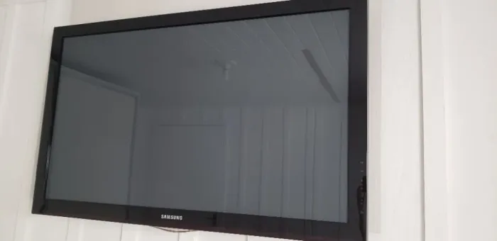 Tv Samsung 42 polegadas.*Não funciona