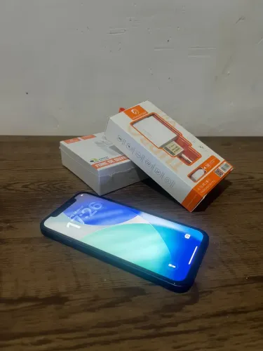 iPhone 12