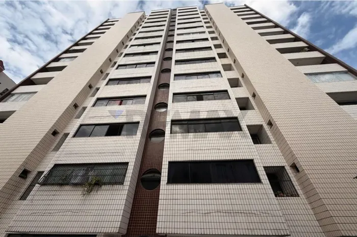 Apartamento em Dionisio Torres à venda, 6° andar / Edificio Ravenna.