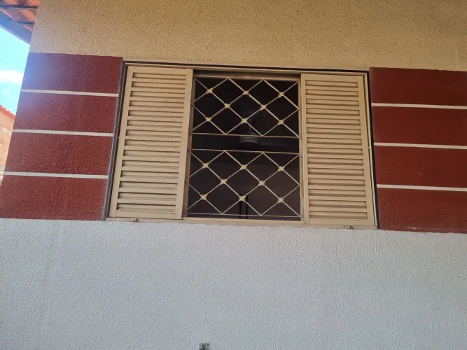 Janelas e porta