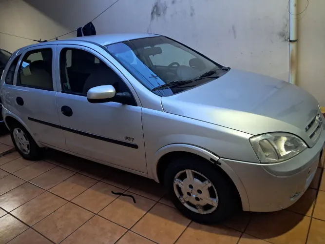 Chevrolet Corsa Hatchback 1.0 MPFI 8V 71cv 5P 2003