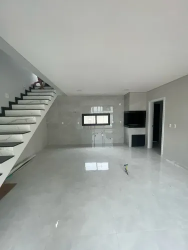 Casa Alto Padrão em Condomínio Fechado  Ingleses | Florianópolis