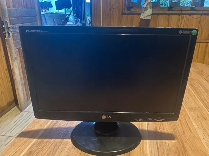 2 monitores funcionando perfeitamente