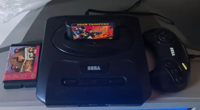 Mega drive 3 completo + 2 Jogos