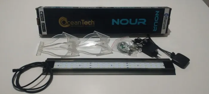 Luminária LED para aquário plantado Ocean Tech Nour Pure White 32W e 4762 lúmens