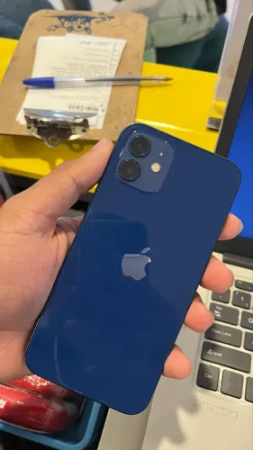 iPhone 12