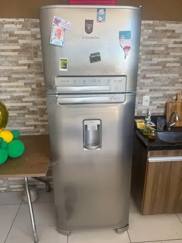 Geladeira Eletrolux