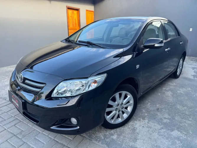 Toyota Corolla Altis 2.0 Flex 16V Aut. 2011