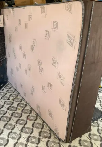 VENDO Cama Box Casal