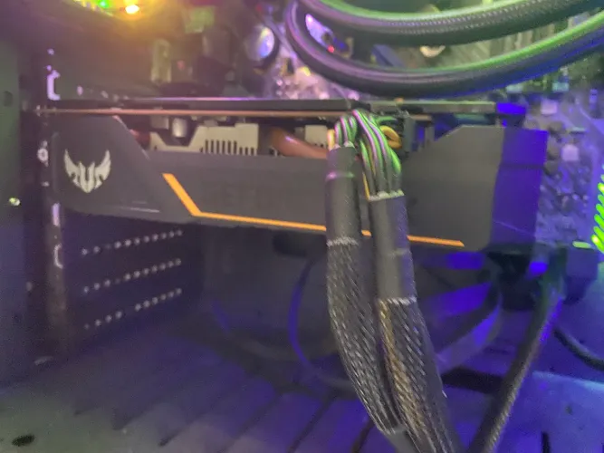 Placa de Vídeo TUF GAMING 1660 SUPER 6GB