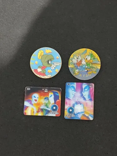 Tazos Conexão alien + looney tunes+ Tiny toon