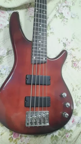 Baixo Ibanez Gio